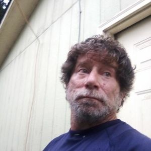 Meet your Posher, Derrick